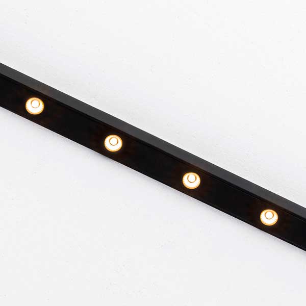 code_magnetic_proyector_carril_42v_4w_01.jpg