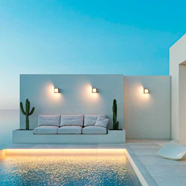 dora_led_cuadrado_ip65_contexto_01.jpg