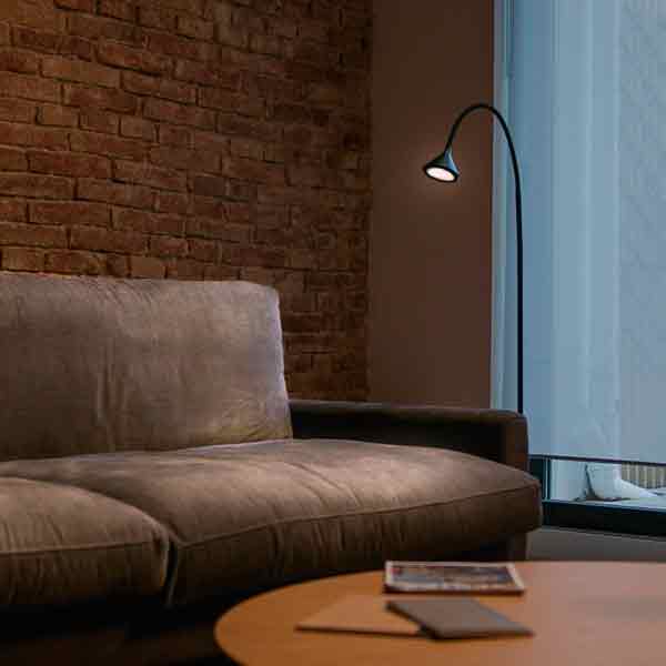 pie_salon_ding_led_02.jpg